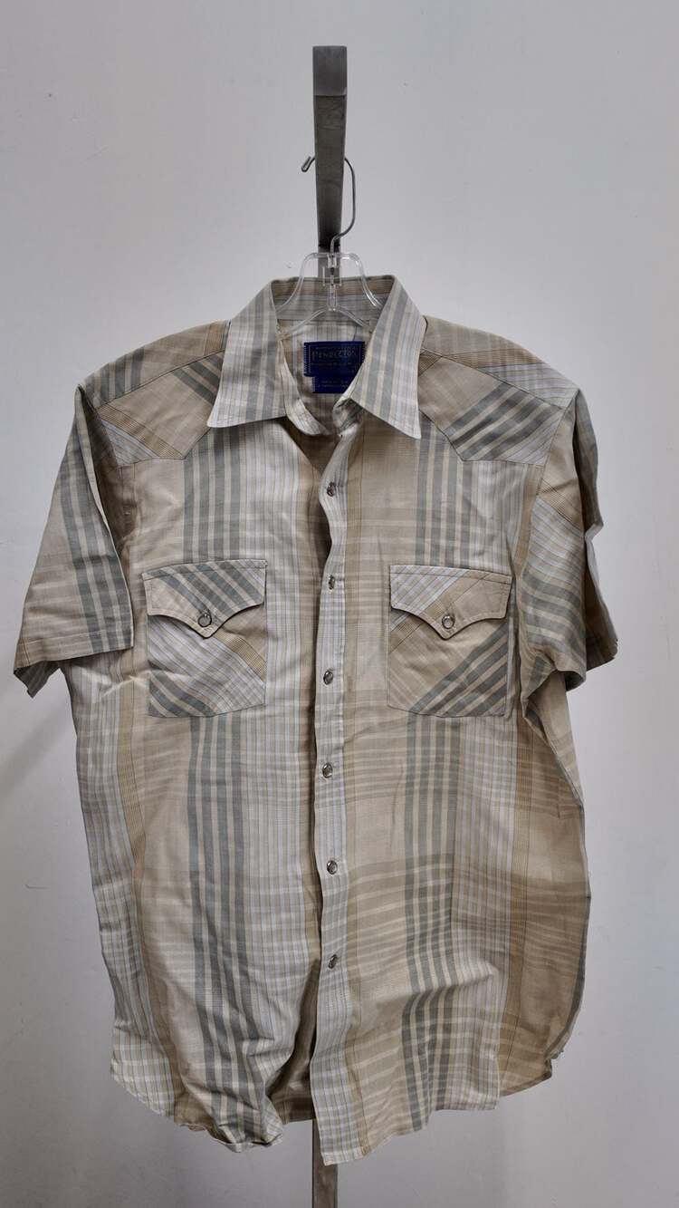 Vintage Pendleton Men’s Short Sleeve Western Pearl Snap Shirt – Tan Plaid (Large